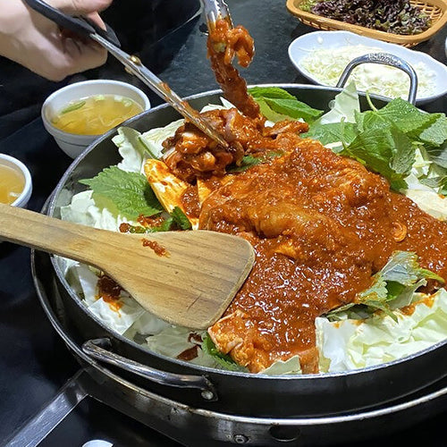 Okeunnae 2 Dakgalbi (spicy stir-fried chicken)