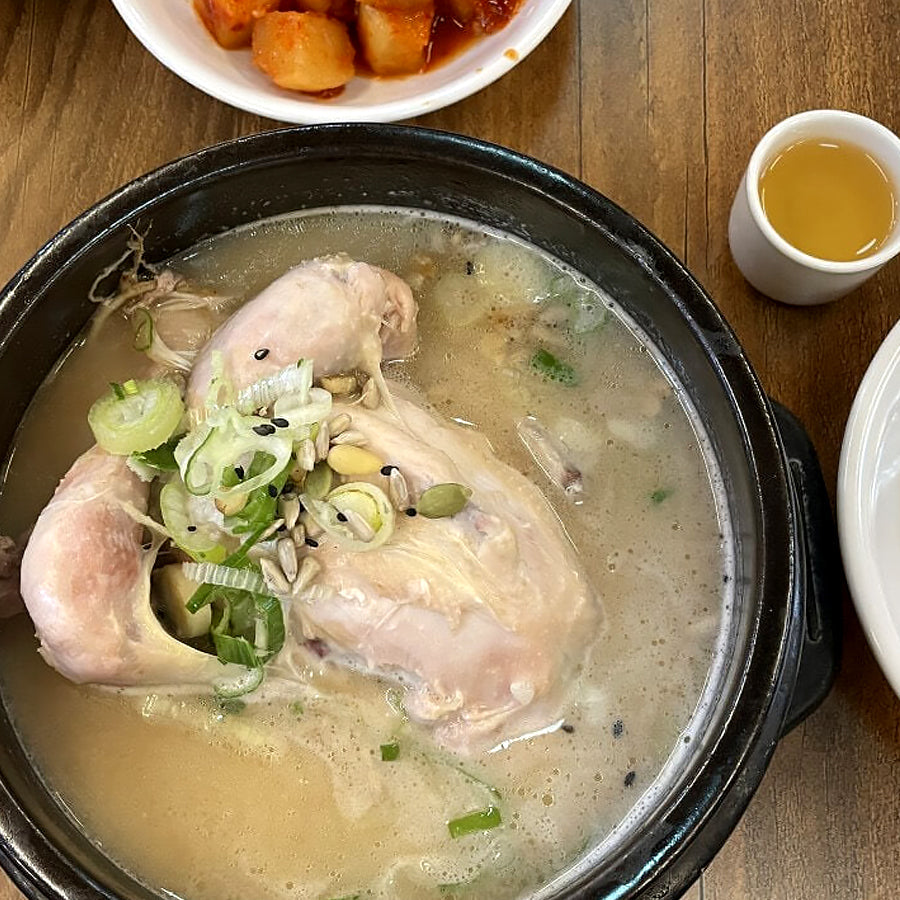 Tosokchon (samgyetang)